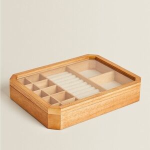 NIB Zara jewelry wood box new season version